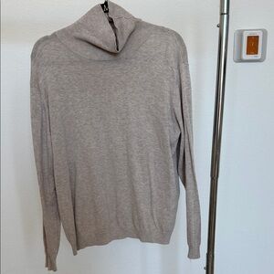 H&M womens Turtleneck Sweater in beige